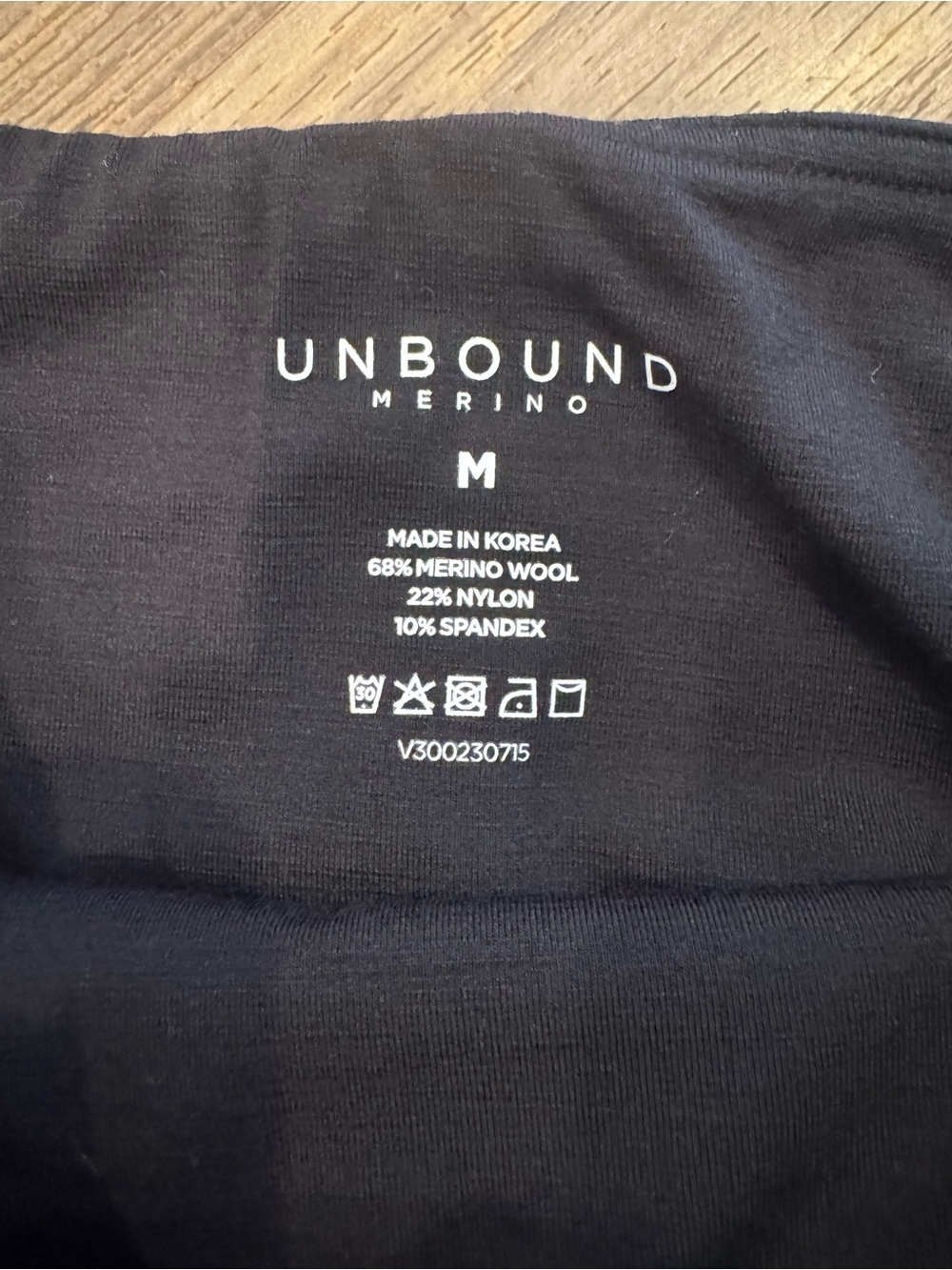 Unbound Merino Classic Black Merino Wool Active Outdoor Leggings Sz M Euc - Picture 3 of 6